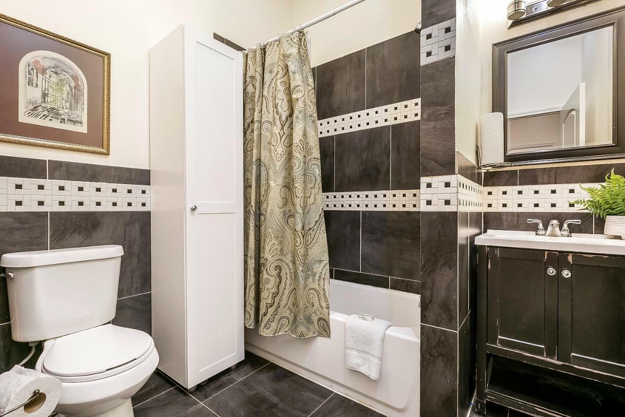 Spacious 4Bd Luxury Penthouse With Balcony New Orleans Kültér fotó